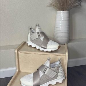 Sorel Women's White and Tan Athletic Shoes